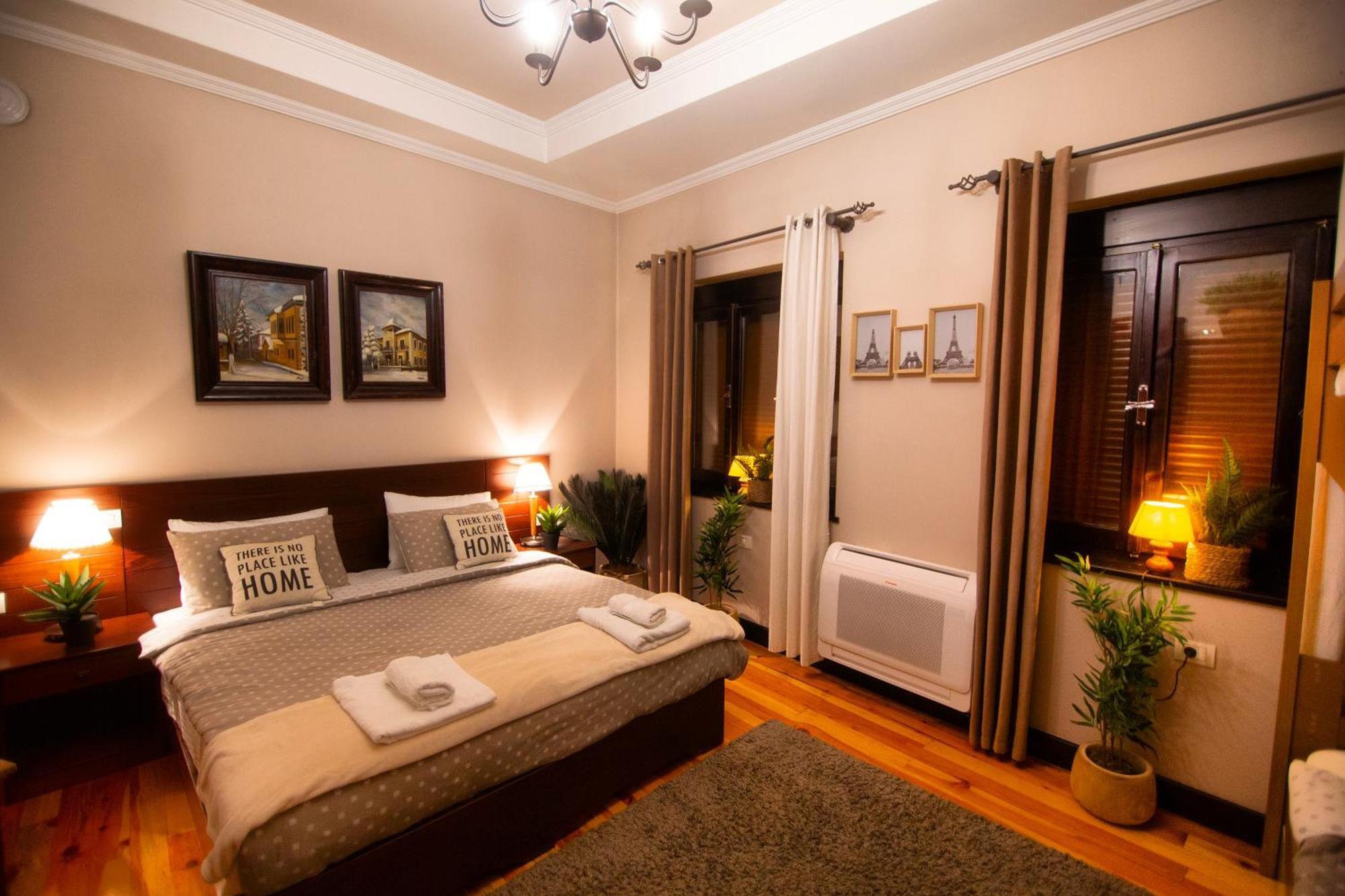 Villa Elezi 2 Korce Ngoại thất bức ảnh